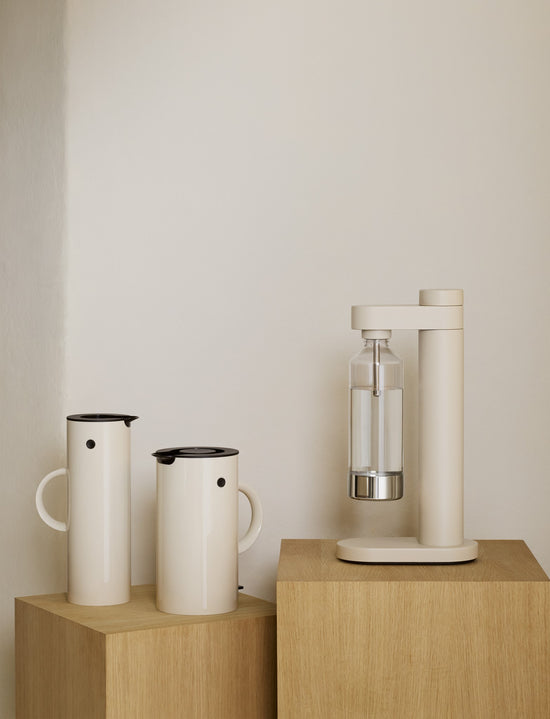 Stelton 2100 4 1800 890 8 Lifestyle .Tif