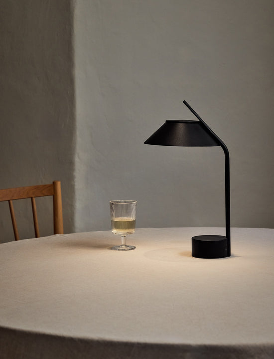 Stelton 625 Vinkel LED Lamp 2 Lifestyle