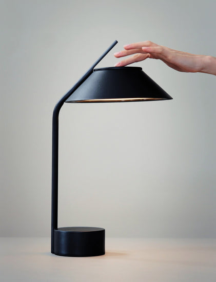 Stelton 625 Vinkel LED Lamp ON OFF Touch Button